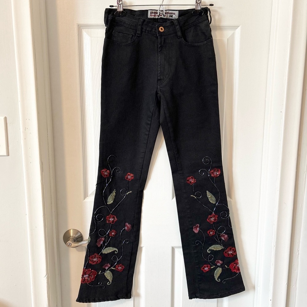 Vintage Y2K Parasuco Black Flare Jeans with Red Floral Embroidery